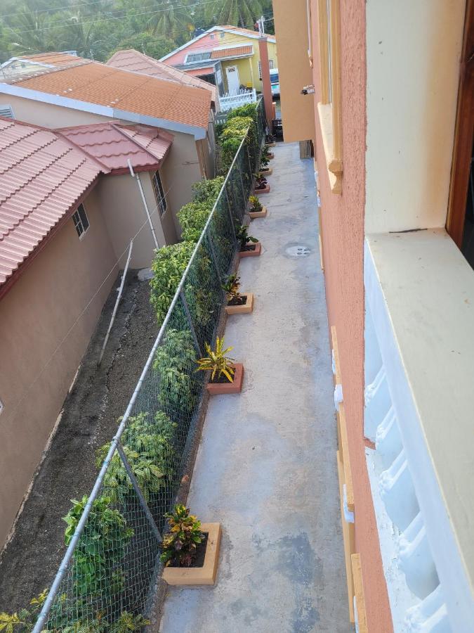 Royal Vybez Vacation Homes Spanish Town Ngoại thất bức ảnh